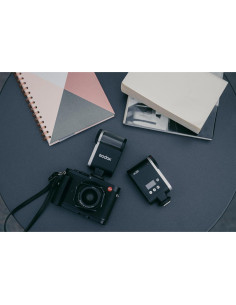 Flash Godox iA32 para Cámaras DSLR - 490 Destellos, 2.5s Reciclaje 2