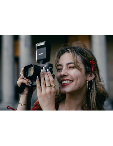 Flash Godox iA32 para Cámaras DSLR - 490 Destellos, 2.5s Reciclaje