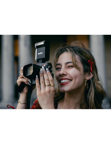 Flash Godox iA32 para Cámaras DSLR - 490 Destellos, 2.5s Reciclaje