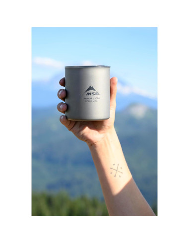 Taza de Campamento Doble Pared Titanio MSR 375 ml con Tapa