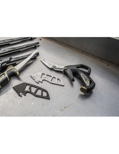 Multi-Herramienta de Pesca Gerber Gutsy - Gancho Destripar Negro