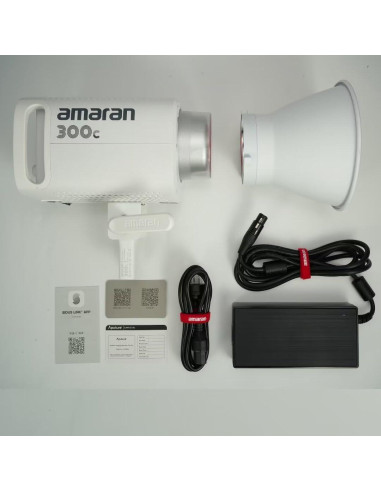 Aputure Amaran 300c Luz LED RGBWW 300W Montaje Bowens