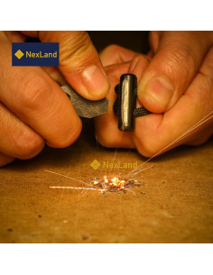 Collar Iniciador de Fuego NexLand FNP-FS1 con Cerámica y Paracord 2