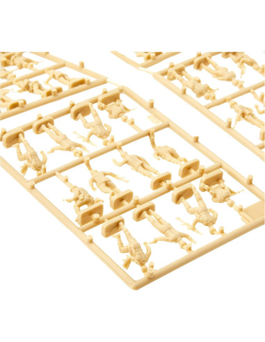 Kit de Construcción Italeri TROPAS DE LA OTAN 1:72 Multicolor