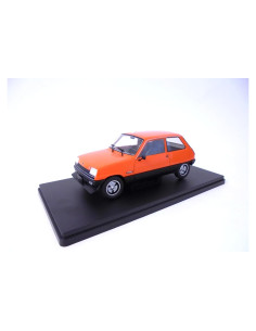 Coche de metal 1:24 OPO 10 Renault 5 Mirage - Ixo