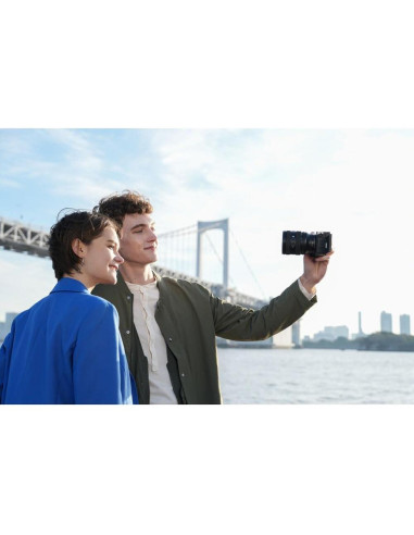 Lente Sony FE 20-70mm f/4 G + Kit de Filtros 72mm + Funda