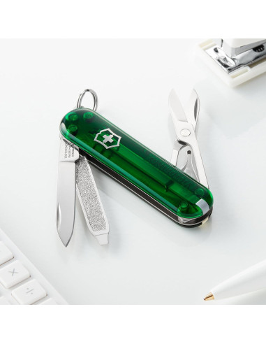 Cuchillo Suizo Victorinox Classic SD 7 Funciones Esmeralda