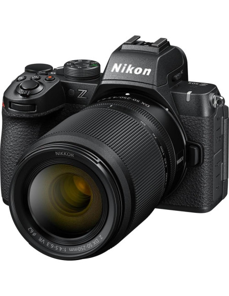 Cámara Sin Espejo Nikon Z50 II con Lentes 16-50mm y 50-250mm