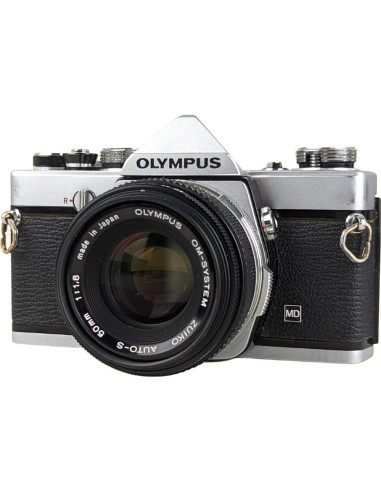 Cámara SLR Olympus OM-1 35mm con lente 50mm f/1.8 Renovada