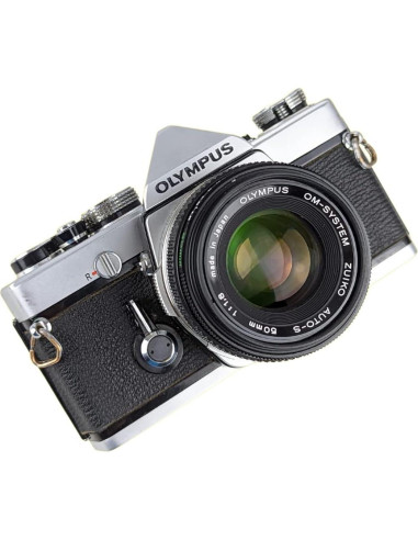 Cámara SLR Olympus OM-1 35mm con lente 50mm f/1.8 Renovada