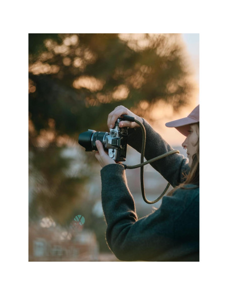 Cámara sin espejo OM SYSTEM OM-3 con lente 12-45mm F4 PRO