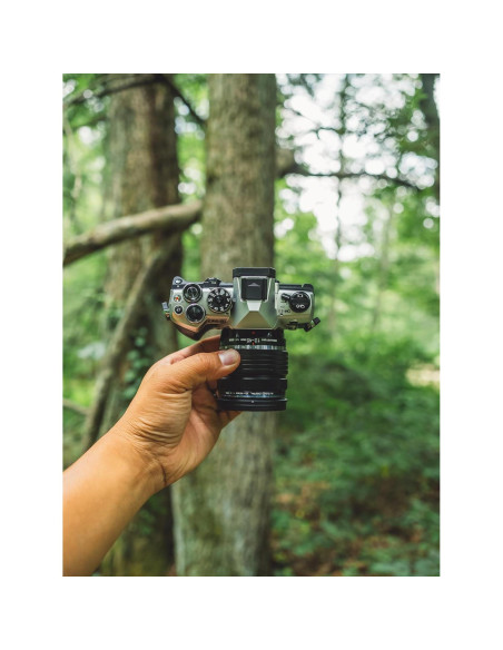 Cámara sin Espejo OM SYSTEM OM-5 Mark II Plateada con Lente 12-45mm