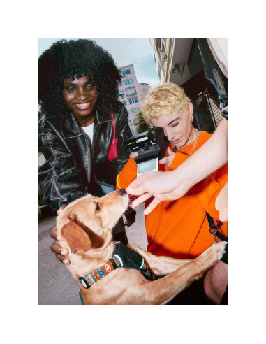 Cámara Instantánea Polaroid Flip + 16 Fotos de Color - Negro