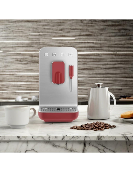 Máquina de Café Automática Smeg BCC02 Roja con Espumador