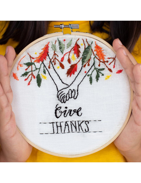 Aros de Bordado Caydo 24 Piezas 15 cm Madera Natural