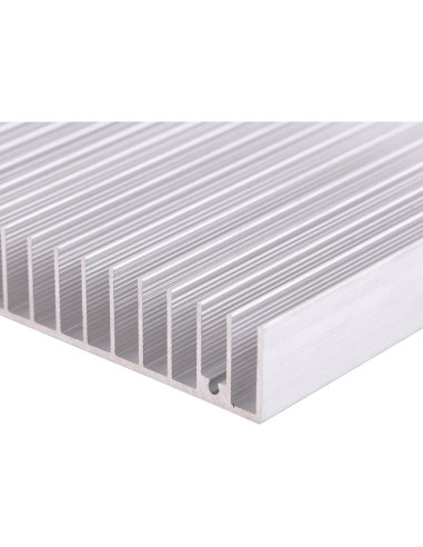 Disipador de Aluminio Hilitand 100x100x18mm Buena Conductividad Térmica