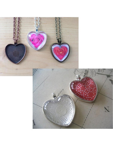 30 Piezas Bandejas Colgantes Corazón Plateadas 25mm con Vidrio