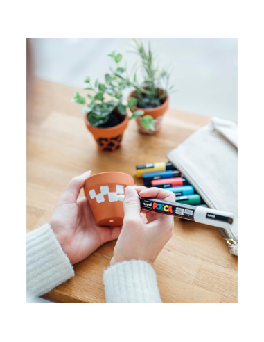 Set de 29 Marcadores de Pintura Posca PC-5M, Punta Media 1.8-2.5mm