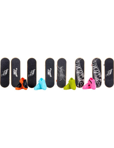 Paquete de Trucos de Patinaje Hot Wheels - 8 Fingerboards y 4 Zapatos