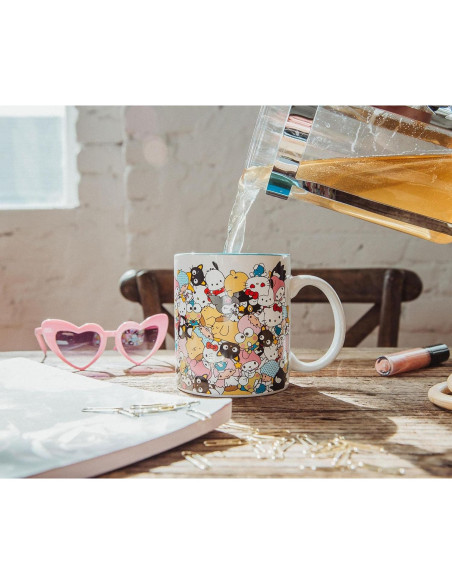 Taza de Cerámica Hello Kitty y Amigos 591 ml Libre BPA