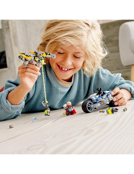LEGO Marvel Avengers Moto Speeder Pantera Negra y Thor 226 Pzs
