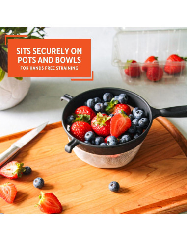 Colador de Plástico IMUSA 15.24 cm Negro Malla Duradera