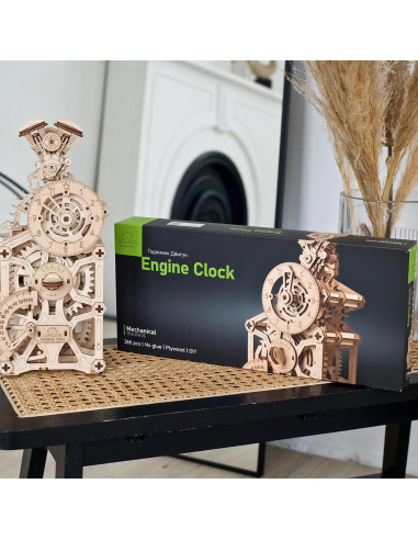 Reloj de Motor UGEARS 3D Puzzle Mecánico de Madera