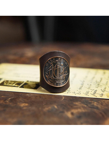 Anillo de Bufanda Cuadrada ETACHI para Hombres - Cuero y Moneda