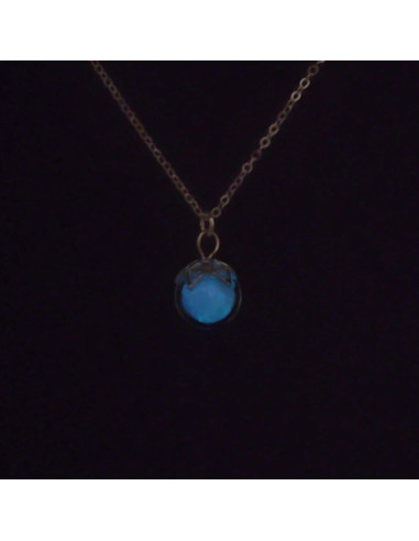 Collar de bola de vidrio azul que brilla en la oscuridad 10 mm plata 925