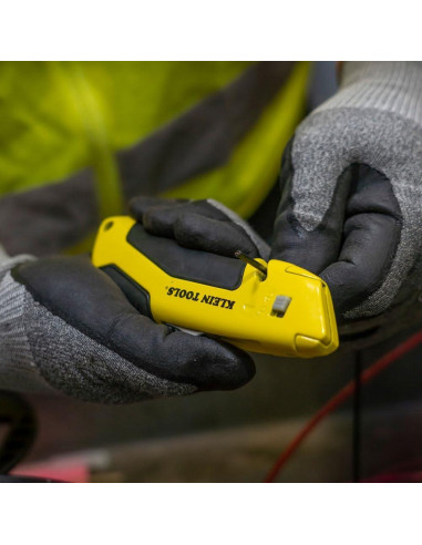 Cuchillo Utility Retráctil Klein Tools 44136, 14.6 cm, Antideslizante