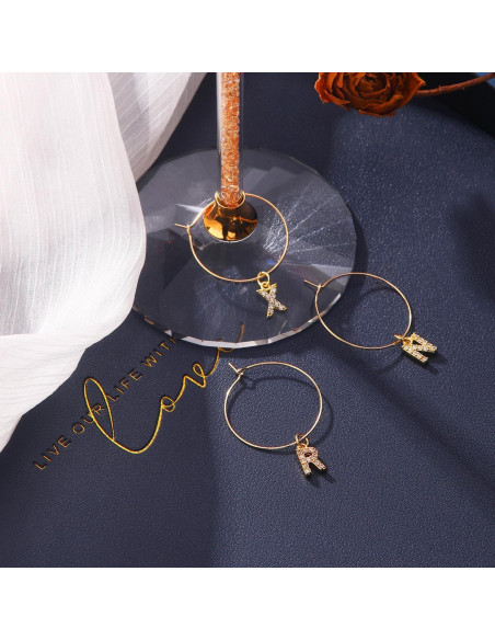 Set de 26 Marcadores de Copas de Vino Pride & Par con Letras Doradas