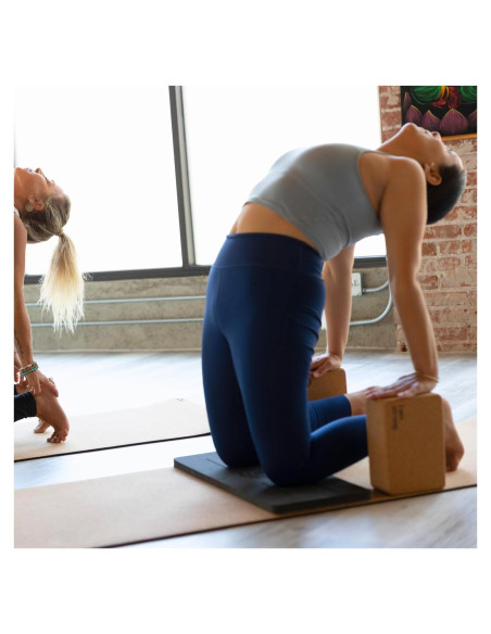 Conjunto de Yoga Body By Yoga con Esterilla, Cojín y Bloques