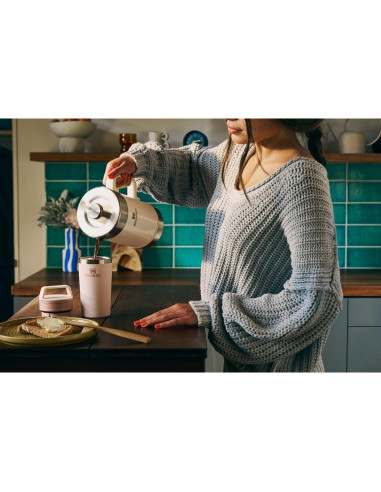 Taza de Viaje STANLEY 0.47 L Aislada Negra a Prueba de Fugas