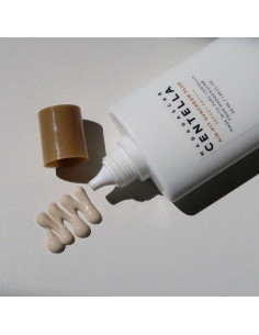 Protector Solar SKIN1004 Madagascar Centella 50ml SPF50 2