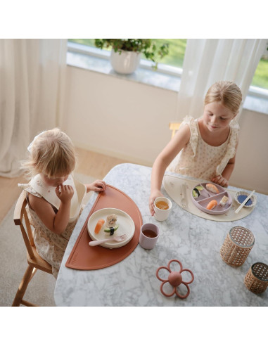 Plato de Succión de Silicona mushie Rosa 18.41 cm Antideslizante