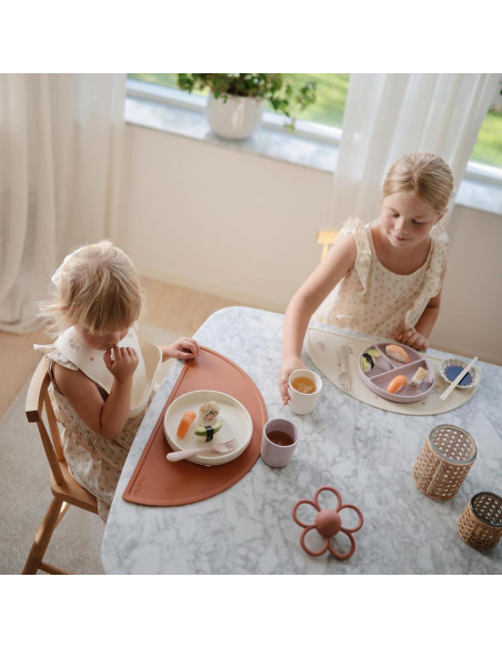Plato de Succión de Silicona mushie Rosa 18.41 cm Antideslizante