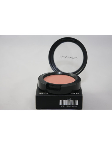 Rubor en polvo MAC Melba Coral Suave 6 g