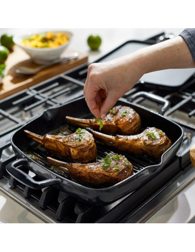 Sartén Cuadrada de Hierro Fundido All-Clad 28 cm con Trivet