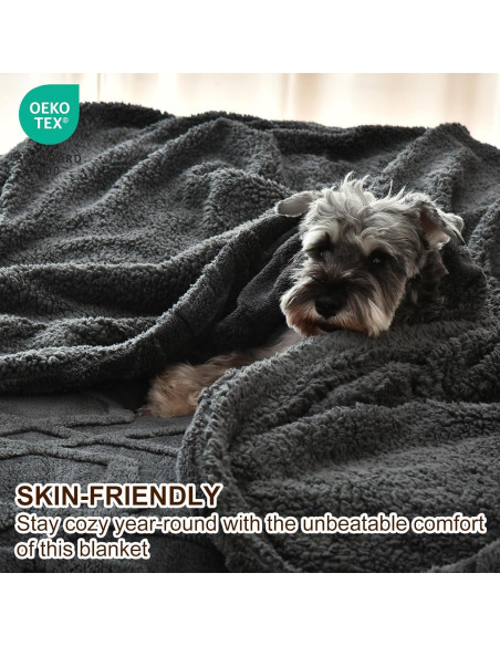 Manta de Fleece PHF Gris Oscuro 127x152cm Invierno 510GSM