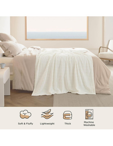Manta de Lanzar Bedsure Blanca 127x152 cm Suave y Acogedora