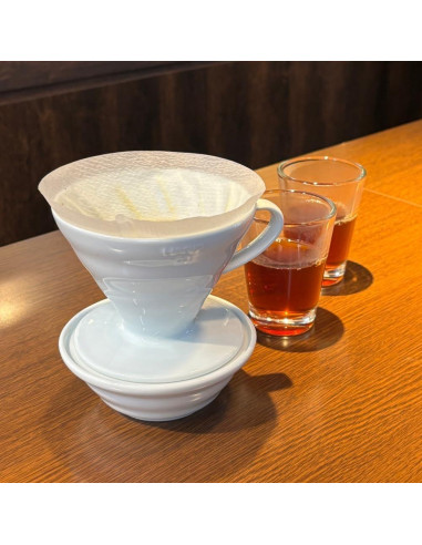 Bandeja de Goteo Hario V60 Cerámica Arita-Yaki 13.2x12.2cm