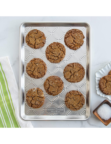 Bandeja de Aluminio Natural Nordic Ware Estrella 32.8x45.7 cm