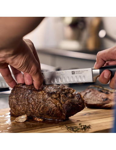 Cuchillo de Rebanar ZWILLING Four Star 25.4 cm Acero Inoxidable