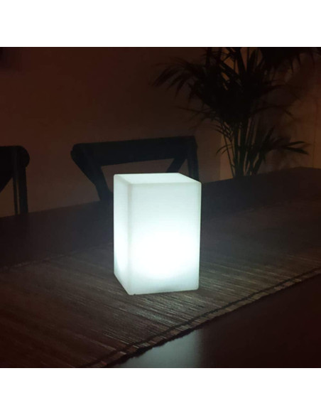 Lámpara de Noche LED Mr.Go 15 cm RGB Recargable con Control Remoto