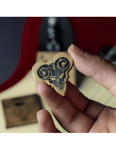 Pua de Guitarra Knc Picks Tenacious D Aqua Madera Nogal