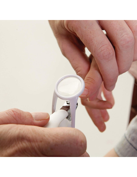 Cortauñas Deluxe Dreambaby con Lupa Ergonómica