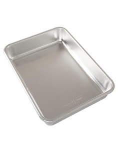 Bandeja para Pasteles Rectangular Nordic Ware 32.8x24.1cm Aluminio
