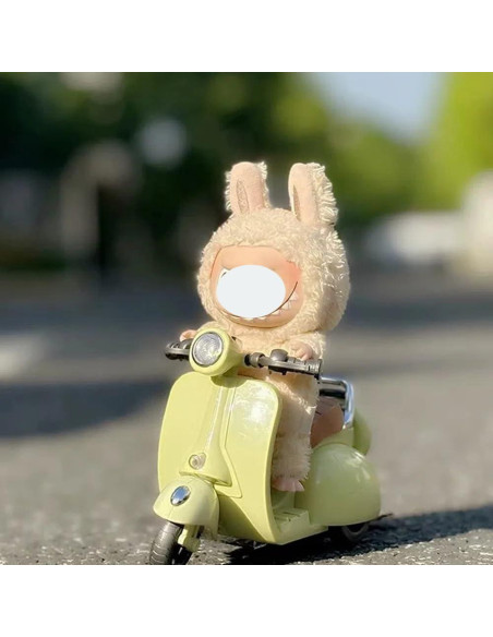 Scooter Eléctrico Interactivo Labubu con Luz y Música Verde