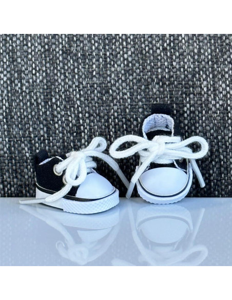 Mini zapatos de muñeca Labubu - Lienzo negro, 8.9x5.1cm
