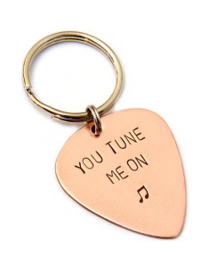 Llavero de Cobre en Forma de Púa de Guitarra 8.4x7.6cm 2